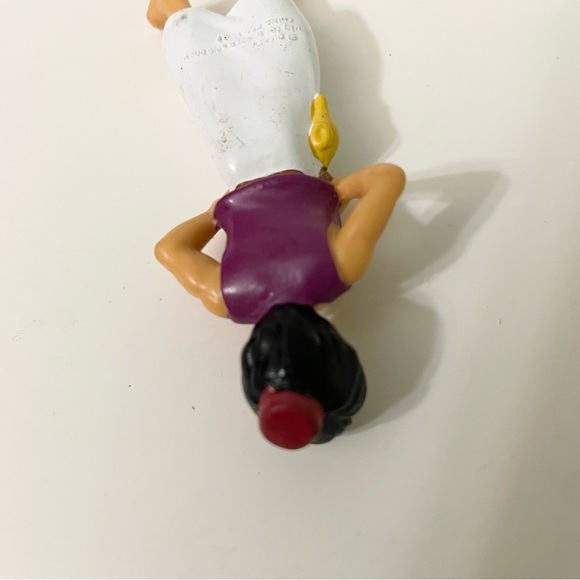 Lot of 2 Aladdin Toys Aladdin and Abu Monkey Figures - Picture 13 of 15